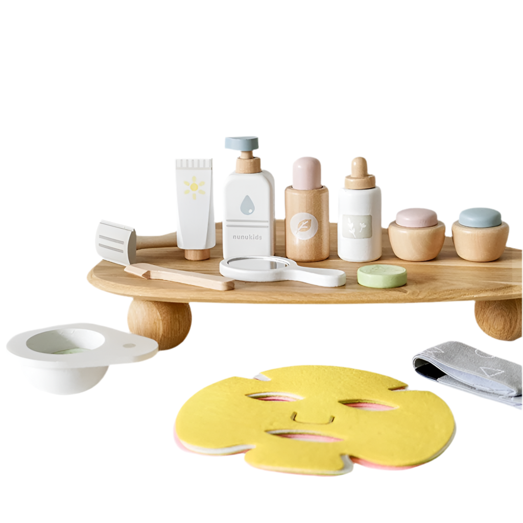 Wooden Pretend Play Facial Mask Makeup Set